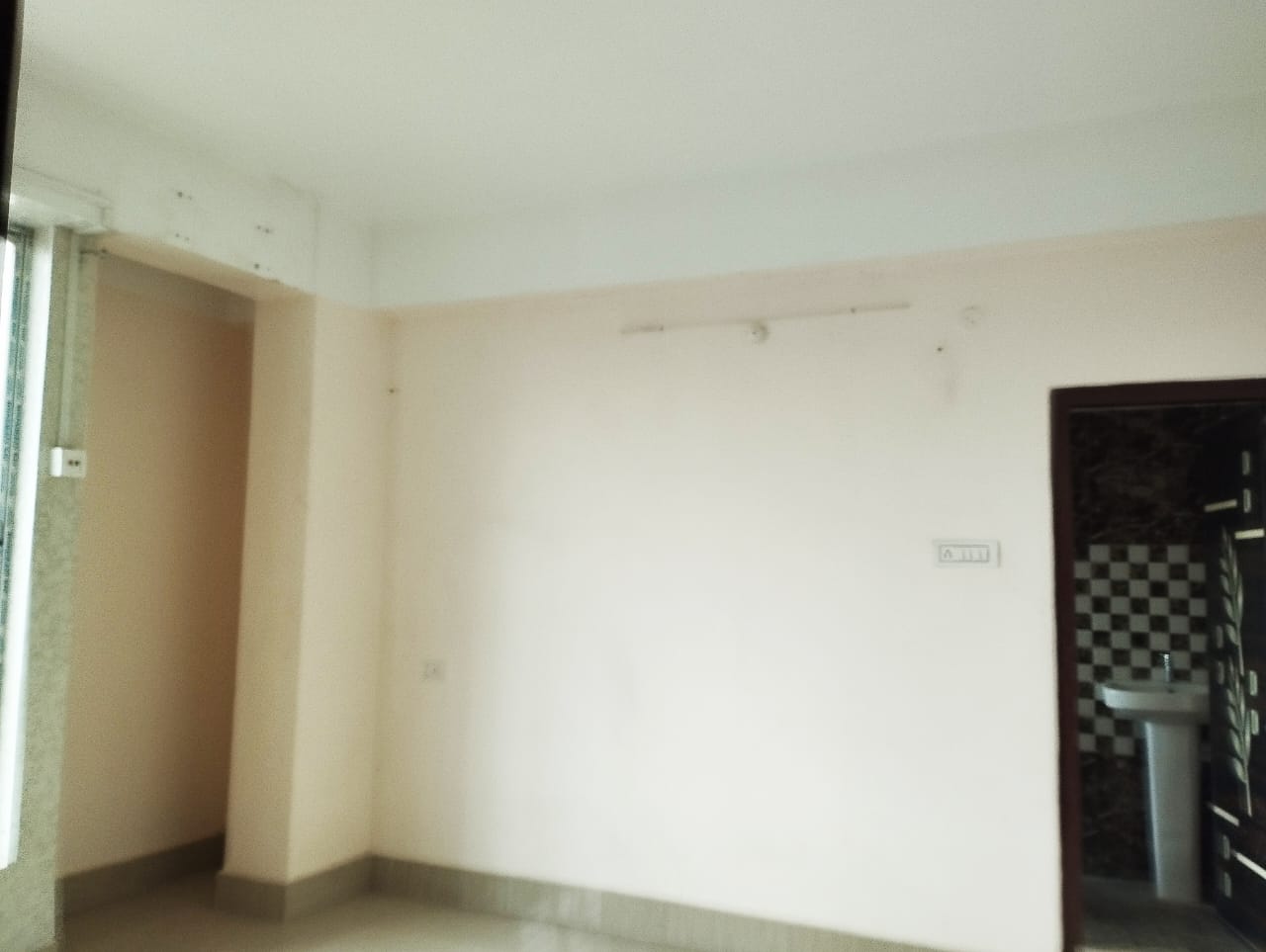 Unfurnished 3bhk in DakhinGaon, Kahilipara, Guwahati, Assam, India for Rent